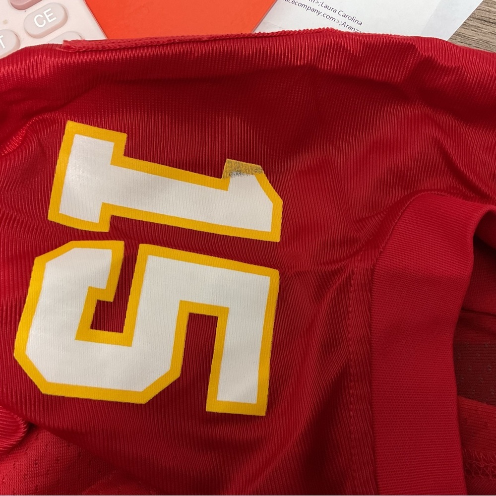 NFL MAHOMES RED FOOTBALL JERSEY SIZE S - Picture 10 of 10